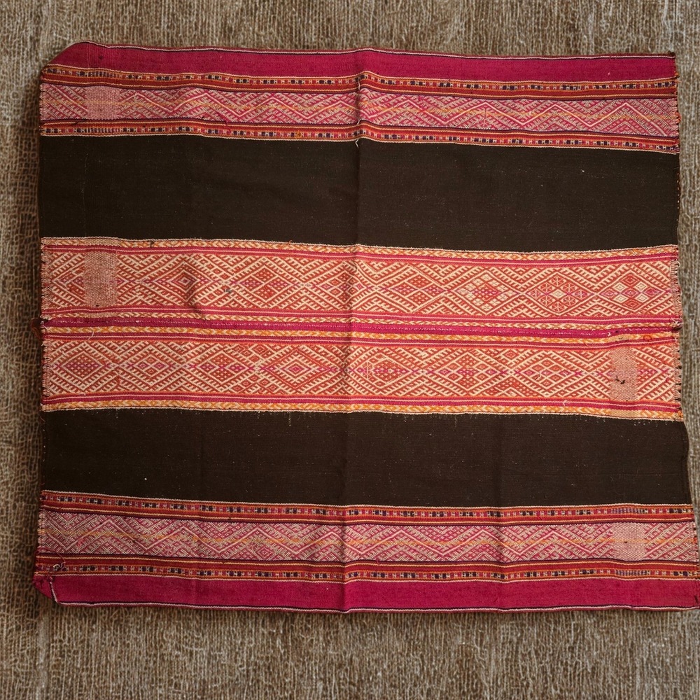 Handwoven Global Interiors Mayan Folk Art Textile Indigenous Bohemian Folk 50x44 - Picture 7 of 7